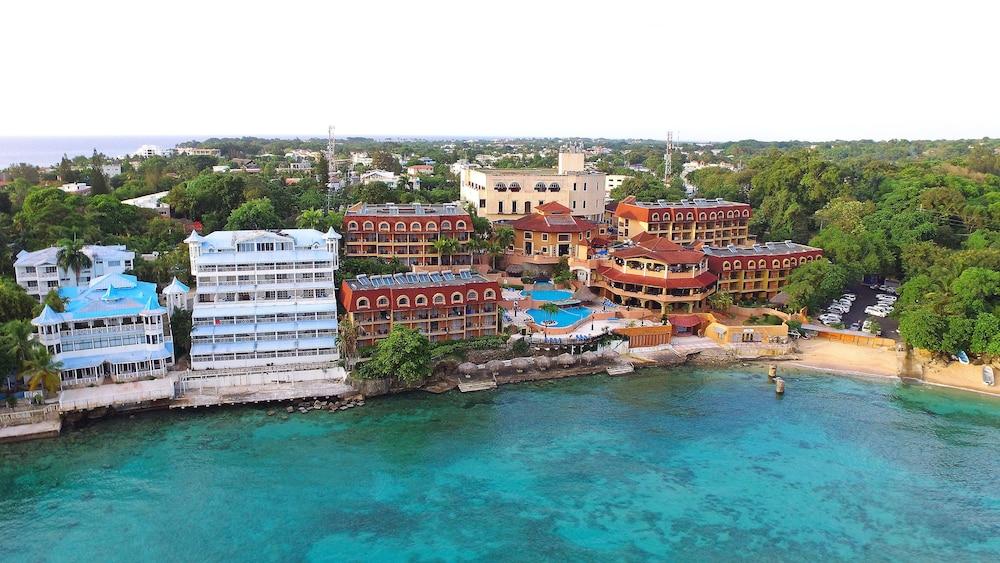 Sosua Bay Resort And Victorian House Exterior photo